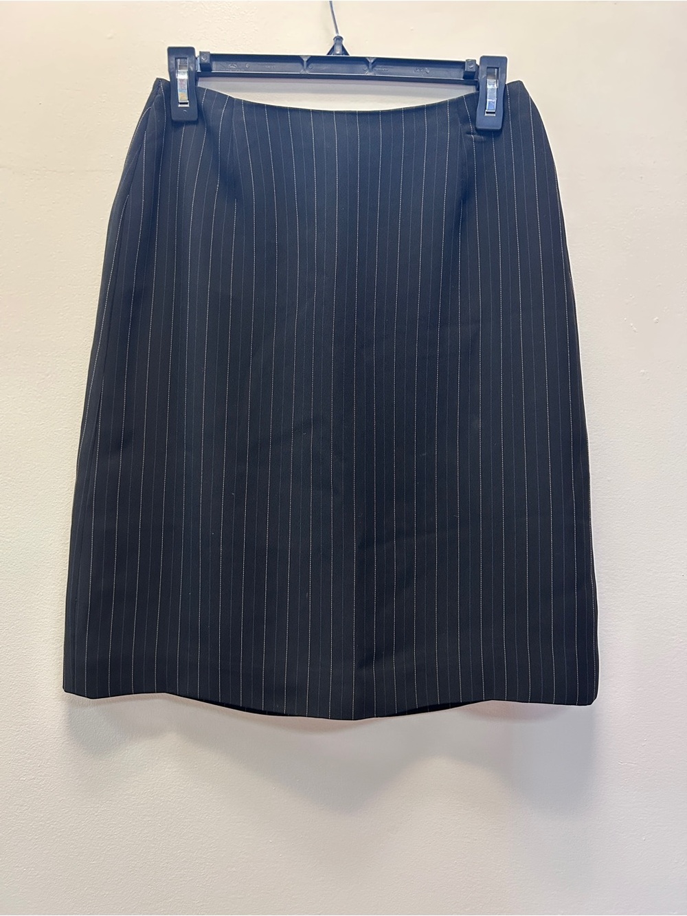 Ann Taylor Black Pinstripe Pencil Skirt - Classic Workwear